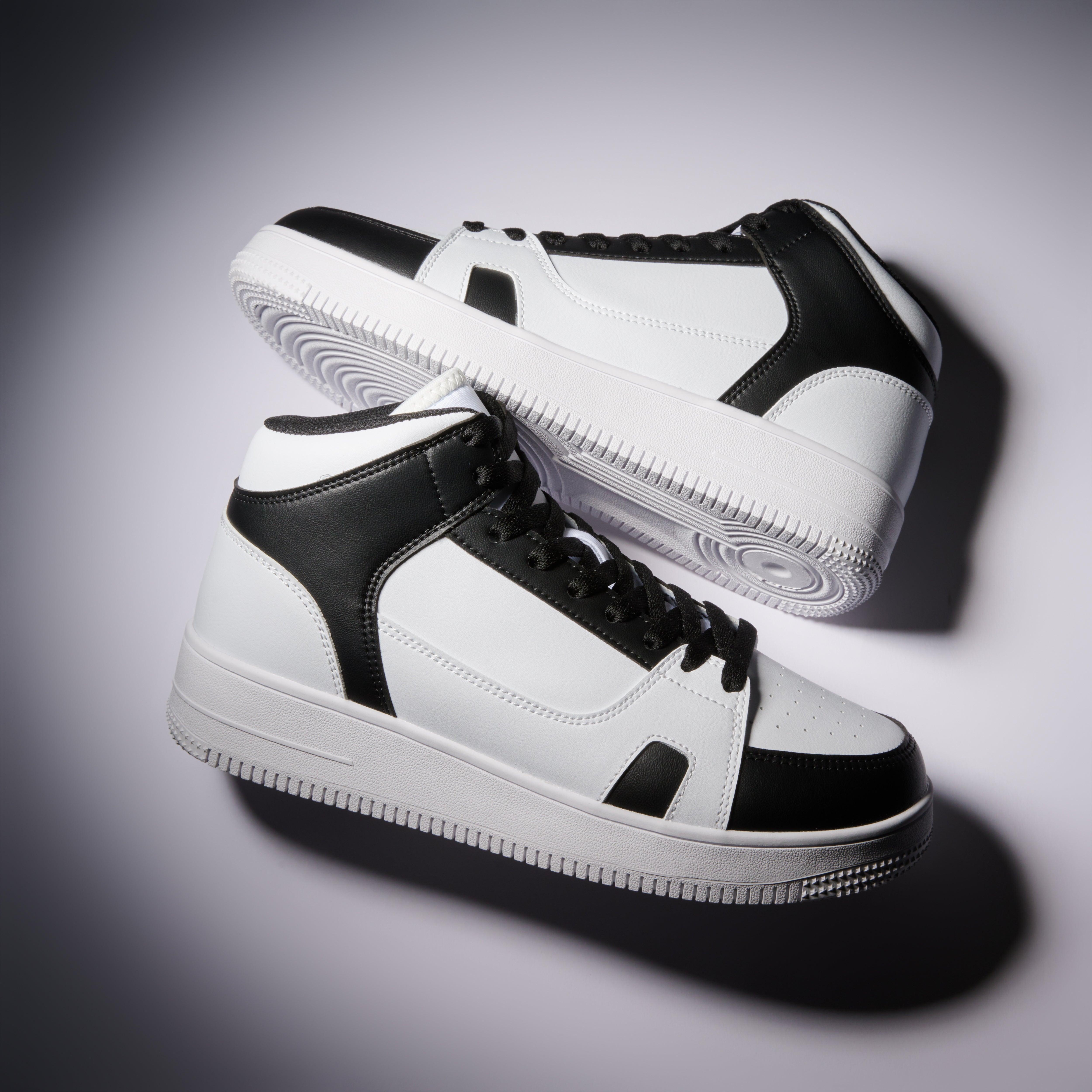 GRANTON BLACK | 6.5cmスタイルアップスニーカー – VERARUS